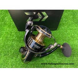Daiwa 25 SALTIGA 8000-H Spinning Reel Daiwa 25 SALTIGA 8000-H Spinning Reel